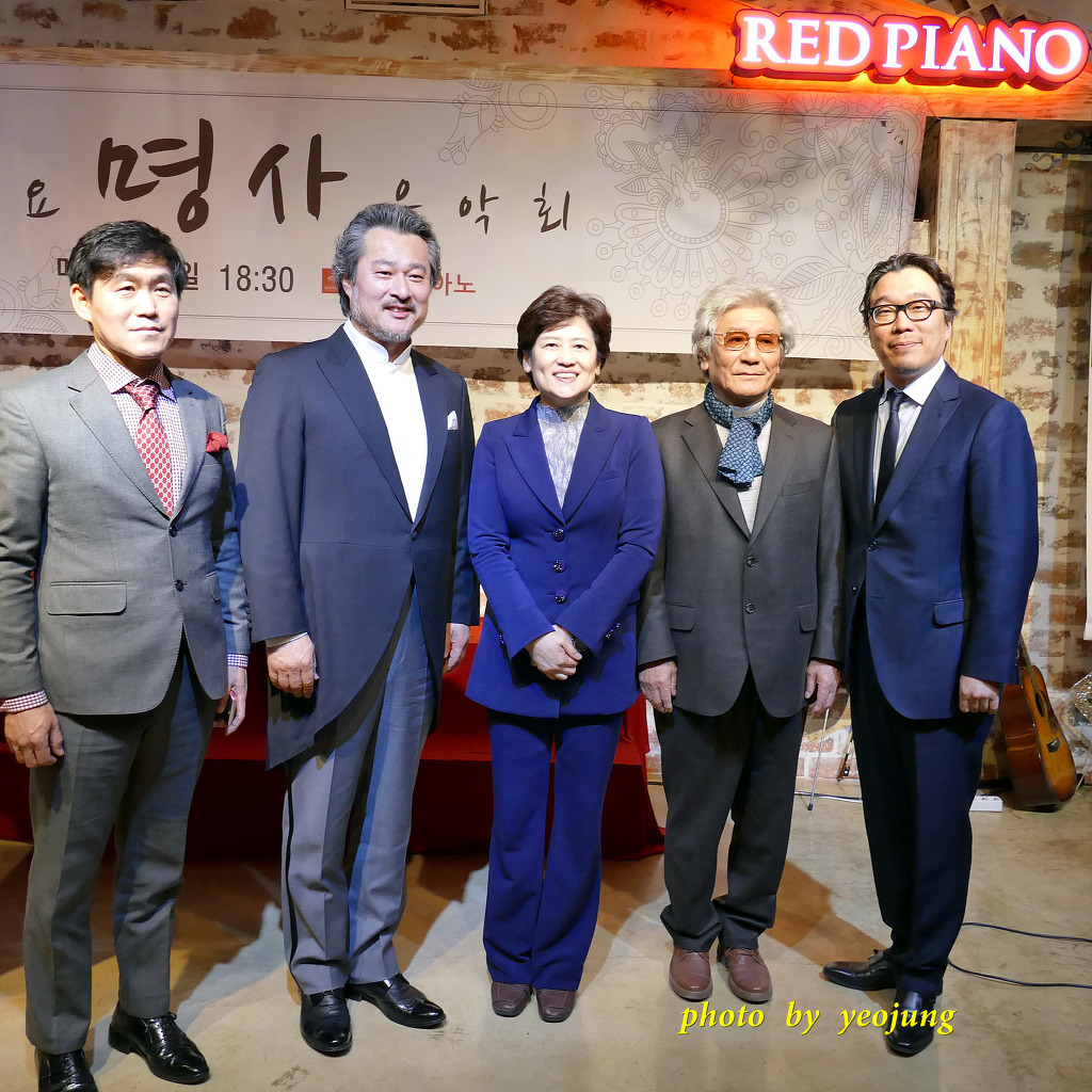 레드피아노 이미지