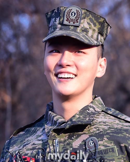 과거로 한곳으로만 돌아갈수 있다면 고3 1학기 vs 전역하는 날 아침 | 인스티즈