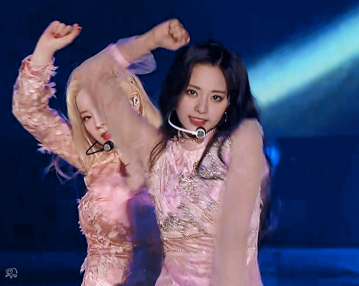 어제 골든디스크어워즈 트와이스 쯔위의 미모ㄷㄷㄷ.jpgif | 인스티즈