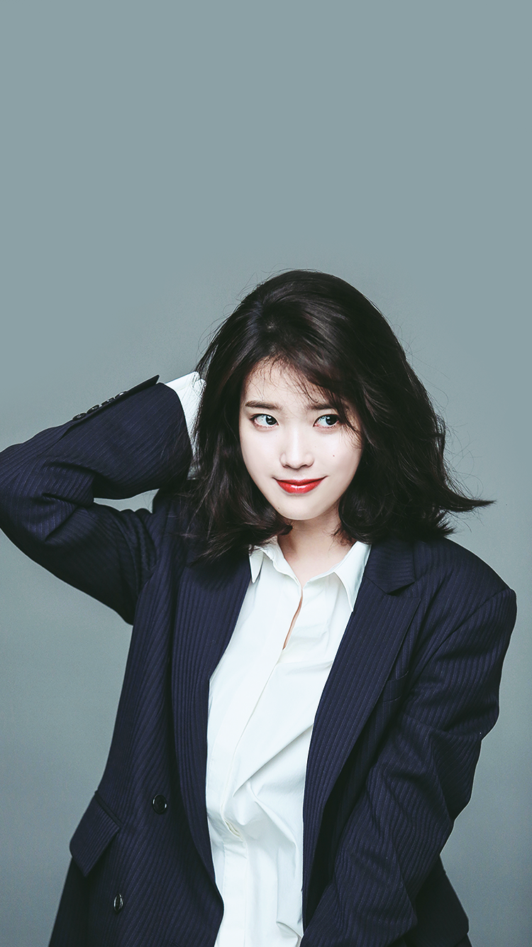 2018 아이유 달력 비하인드 폰 배경화면 & 잠금화면. png | 인스티즈