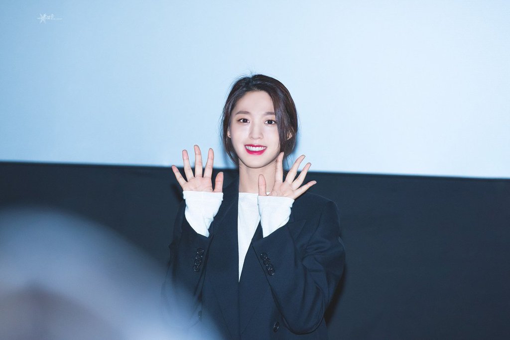 18시즌 설현이 미모.jpgif (100장) | 인스티즈