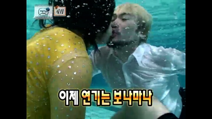찍다보니 몰입하게 됐다는 노홍철과 정형돈의 수중키스신.jpg | 인스티즈