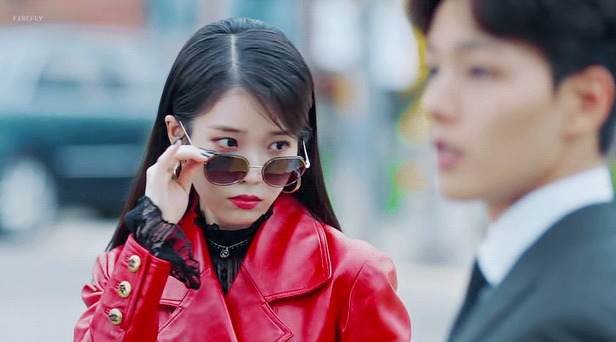 호텔 델루나속 아이유의 미모(지난주 방영분).gif | 인스티즈