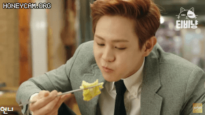 양요섭 김치찌개 먹방.GIF | 인스티즈
