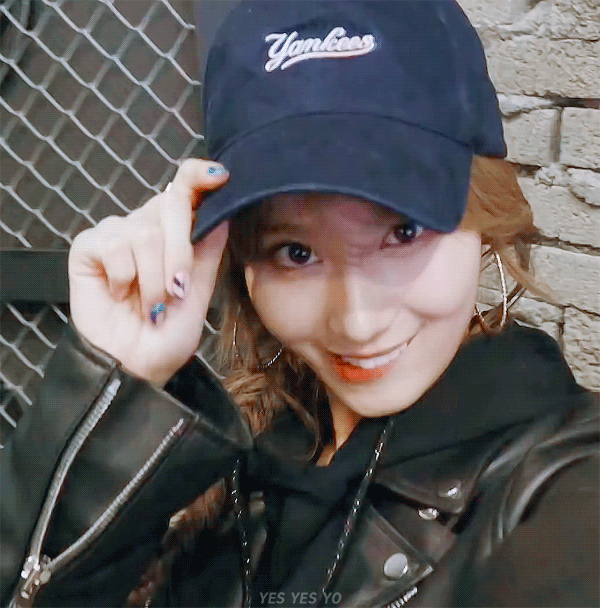 오늘이 생일인 트와이스 사나.jpgif (335장) | 인스티즈