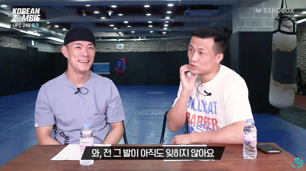 정찬성이 병상에 있을 때 선뜻 환한 미소를 보낸 UFC 파이터.jpg | 인스티즈