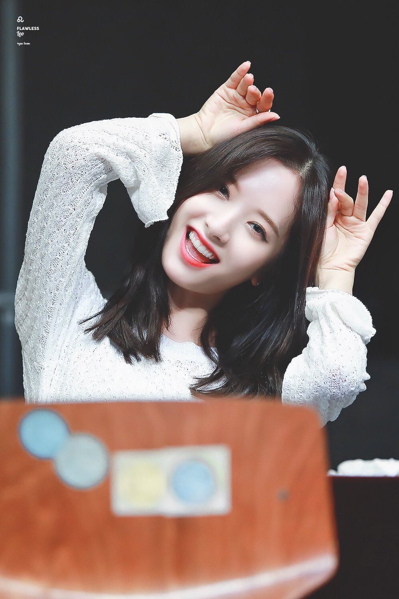 또다른 아이돌 얼굴천재 우주소녀 보나.jpg | 인스티즈